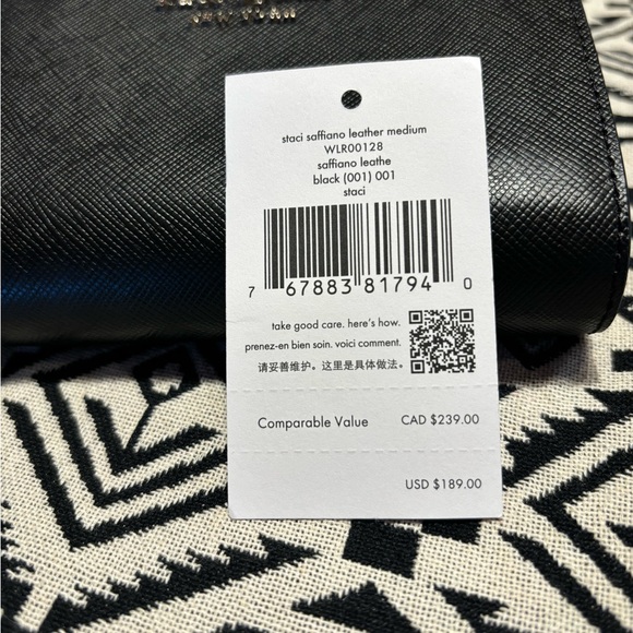 Kate Spade ♠️ - Picture 2 of 4